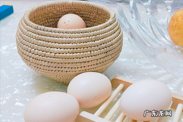 煮鸡蛋水开后几分钟熟 开水煮鸡蛋几分钟合适