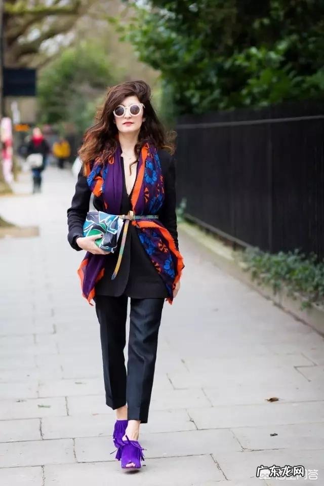 你对丝巾的搭配有什么特别的创意吗?