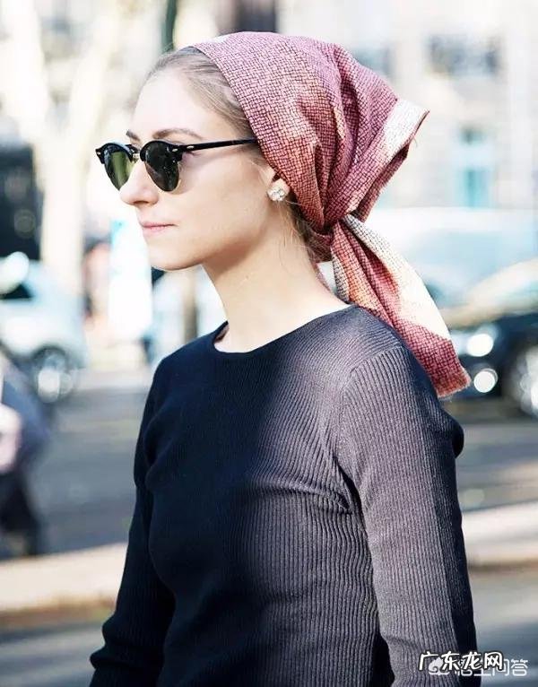 你对丝巾的搭配有什么特别的创意吗?