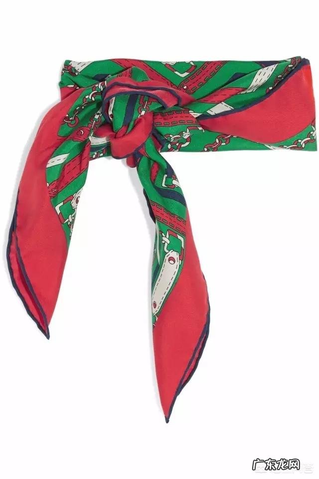 你对丝巾的搭配有什么特别的创意吗?