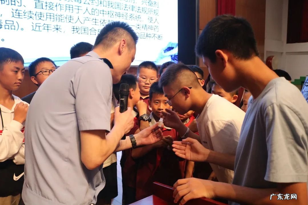 【我为群众办实事】“6.26”禁毒宣传系列之--筑牢校园抵御毒品“防火墙” 6.26禁毒宣传内容