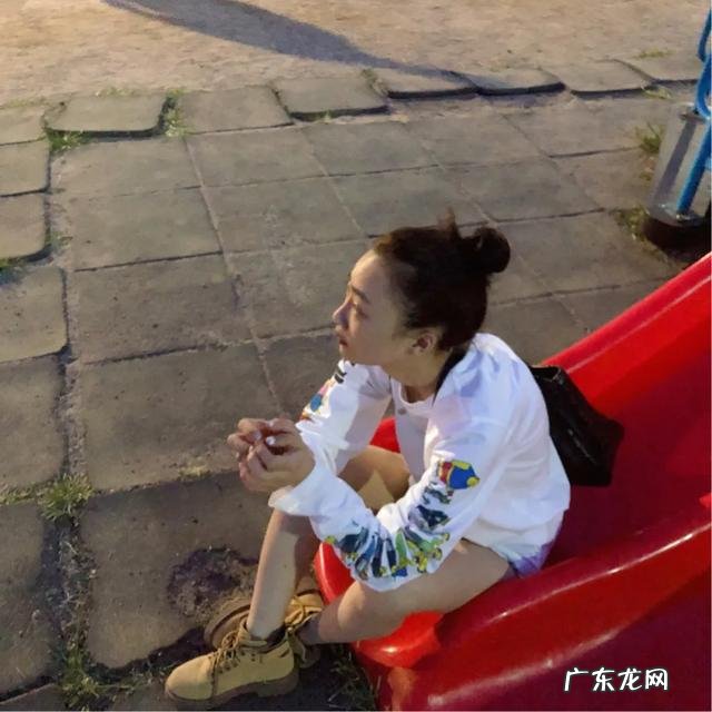 马丁靴如何穿出飒爽酷帅感?有什么好看的搭配推荐?