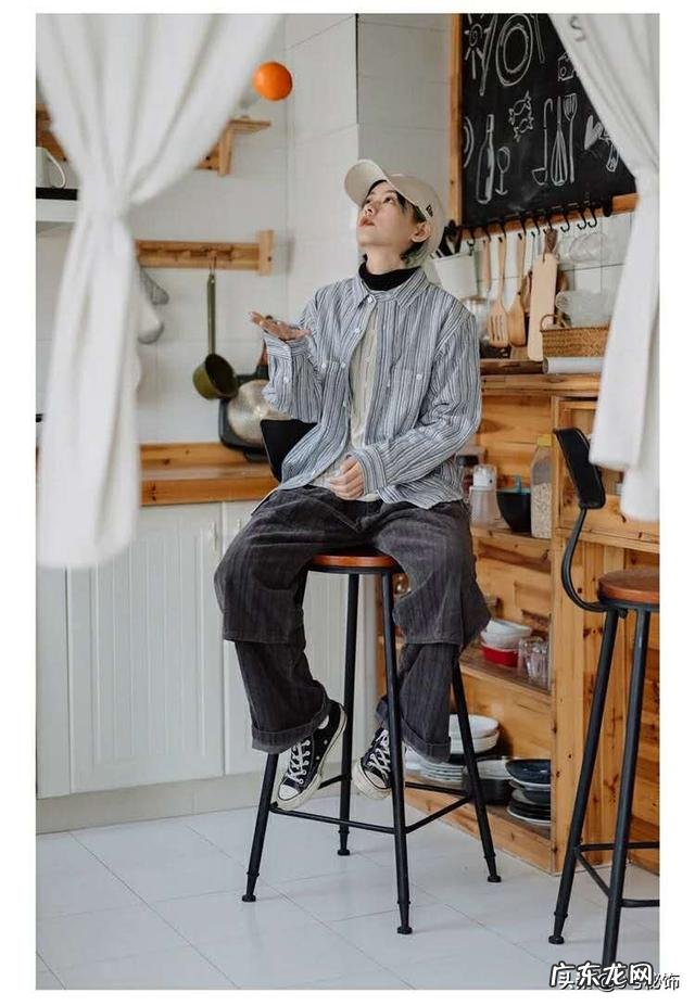 有哪些不穿裙子的服装搭配推荐?