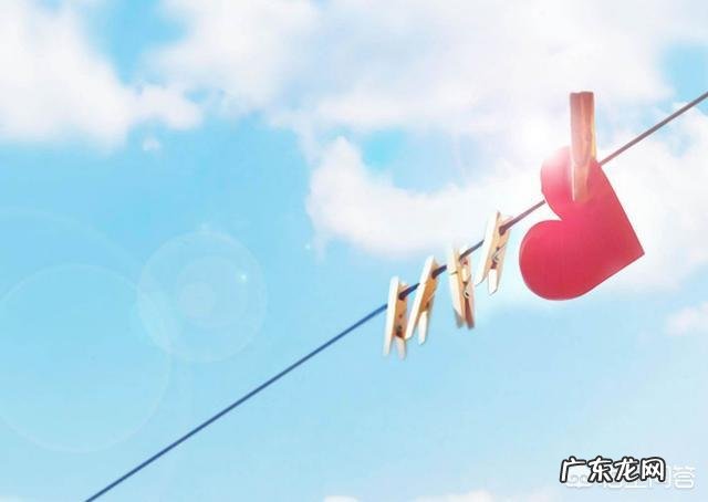 有哪些说到心坎的忧伤句子跟心情语录呢?