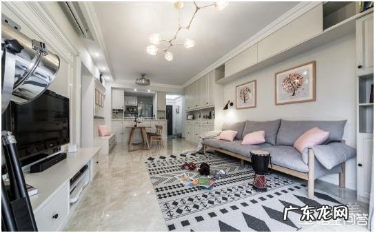 客厅该搭配什么颜色的家具?