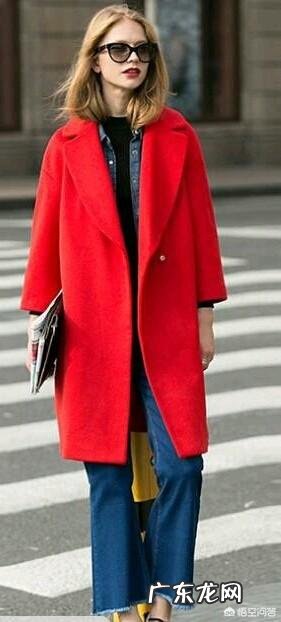 春天，红色风衣怎么搭配好看又时尚？