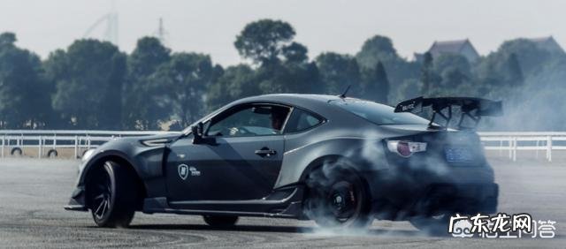 汽车是如何漂移的?