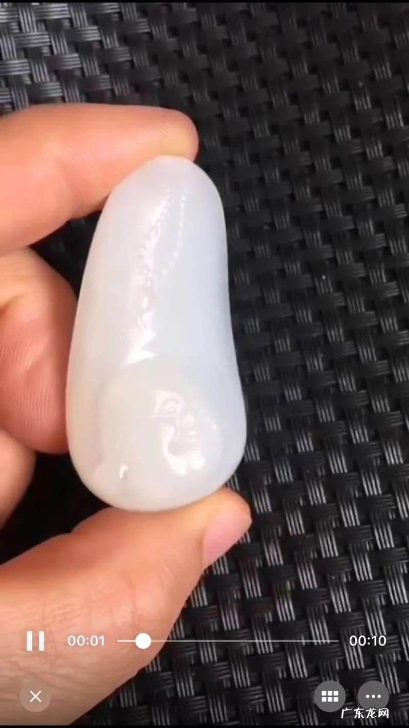 怎么认识玉的真假 怎么分辨玉的真假最简单的方法