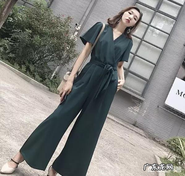 有什么时髦的连体裤推荐吗?