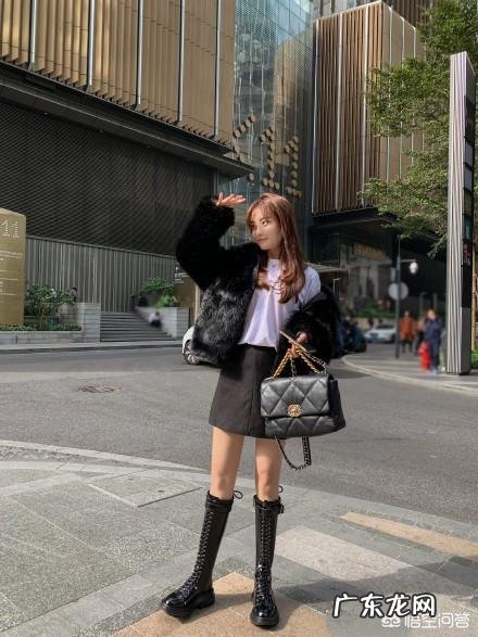 今年流行的“骑士靴”怎么搭配更时尚？