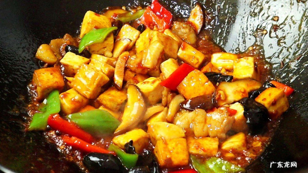 酸菜鱼香豆腐的做法