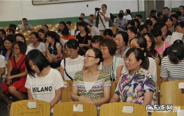 中国教师队伍中女性占了绝大部分,那么,当下女性教师的健康状况如何?