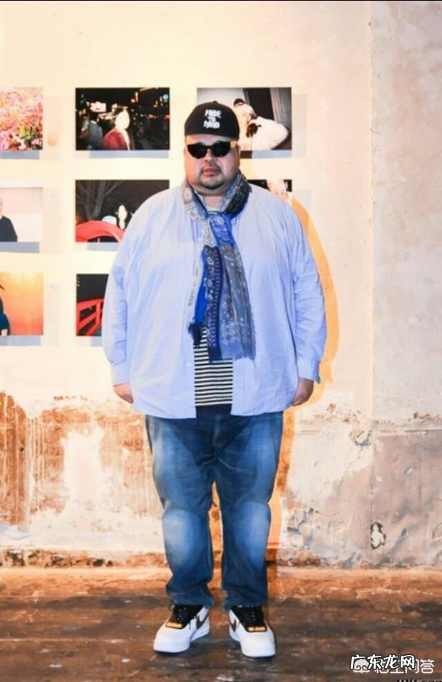 又矮又胖的男生怎样穿衣打扮?