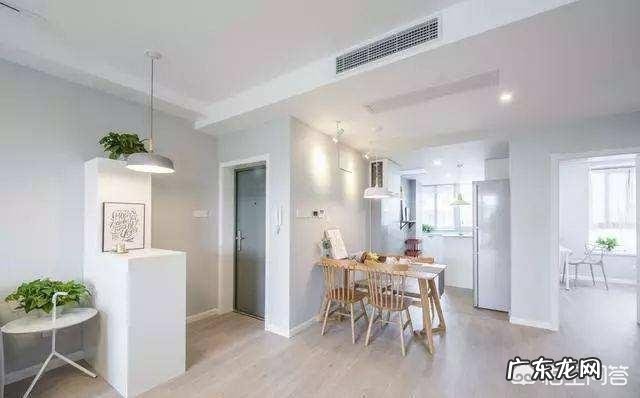 现代风格的家装,什么颜色的门比较好看?