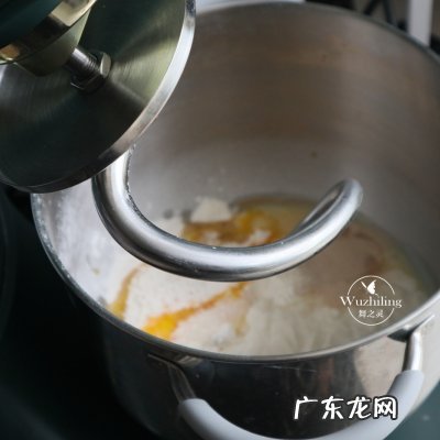 「酸奶炼乳排排包」松软拉丝的好方子 酸奶加炼乳可以做什么