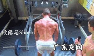 如何把手臂练粗壮，像美队那样？