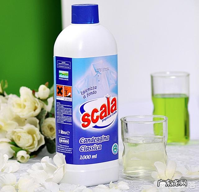 白衣服穿久后发黄,怎么处理能变白?