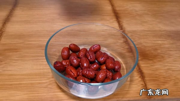 红豆糯米团不要出去买，教你在家做，出锅软糯香甜，超级好吃 豆子团子