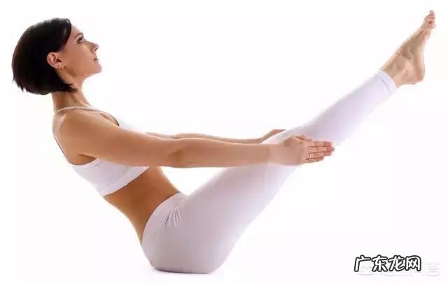 束腰带、收腹裤瘦腰太憋屈，不“勒”肉肉，如何快速瘦出小蛮腰？