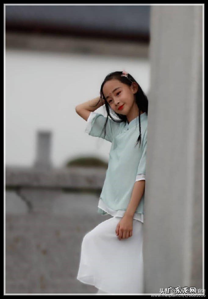 你读过的书都会换成你内在的,永不消失的美丽 花蕾是你的年华是什么意思