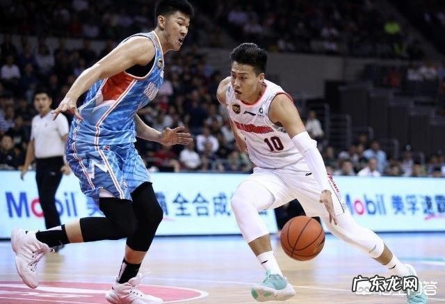 CBA季后赛半决赛辽宁对阵新疆，第一场将在辽宁主场进行，你认为谁的优势更大呢？