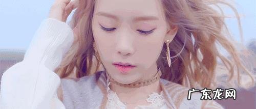 脸宽的人,留什么发型比较好?