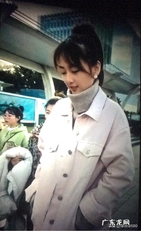 你读过哪些极其文艺的情诗?