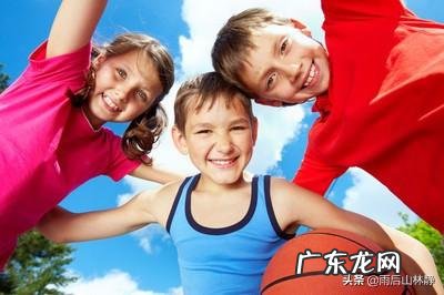 男孩跟女孩应不应该区别教育?为什么?