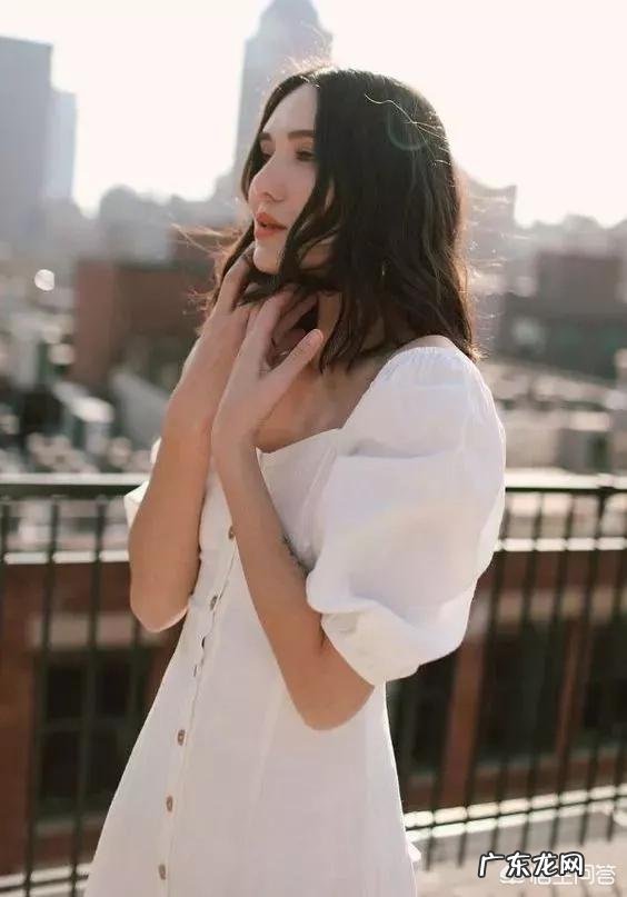 微胖女生怎么穿衣显瘦？