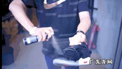 运动鞋能否经常水洗，用什么洗效果好？