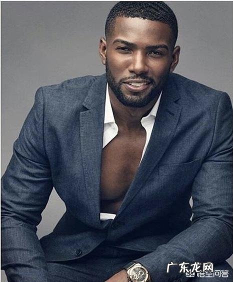 请教如何搭配男生的衣服?