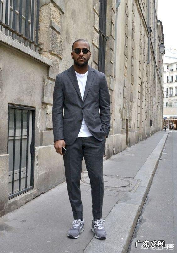 请教如何搭配男生的衣服?