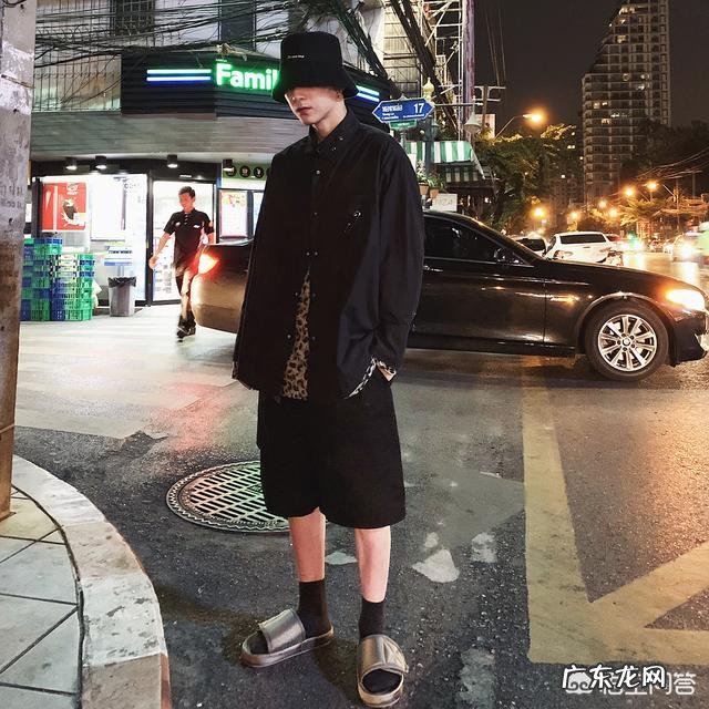 男士衬衫怎样搭配时尚?