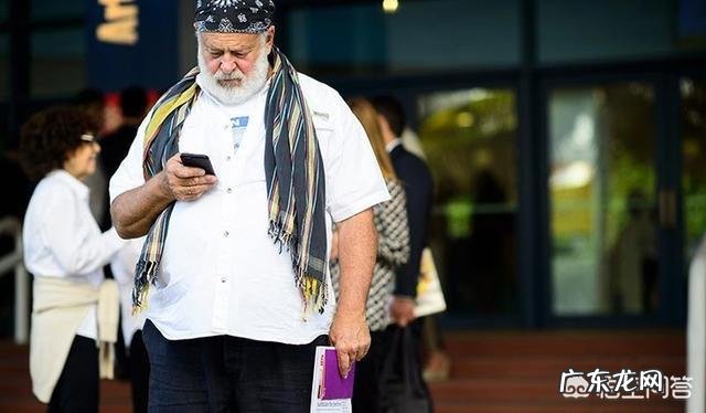 男士衬衫怎样搭配时尚？