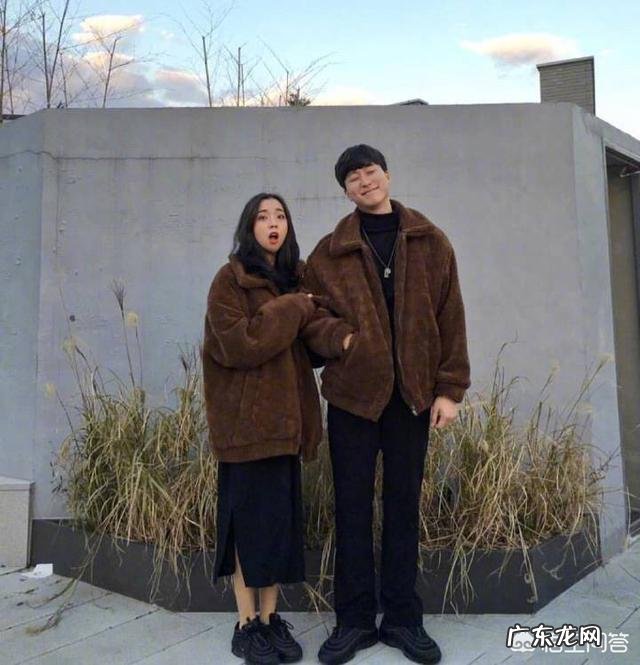 毛衣搭配半身裙那么好看,韩国小姐姐是如何做到的?