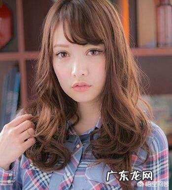 发型如何搭配脸型?