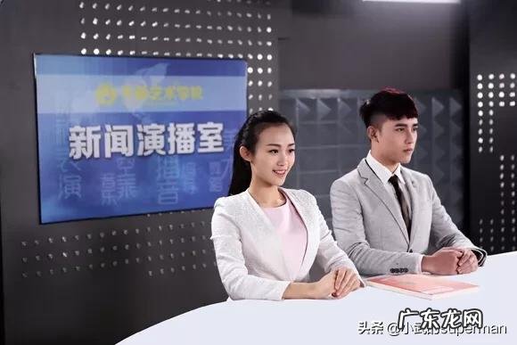 播音主持专业学生,即将出去集训,怎么样去练才能让自己的专业水平稳步提高呢?