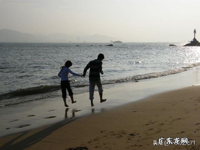 看恋爱秘籍，感觉越看越累，我可不可以就做自己啊？