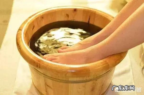 手脚冰凉是怎么回事？