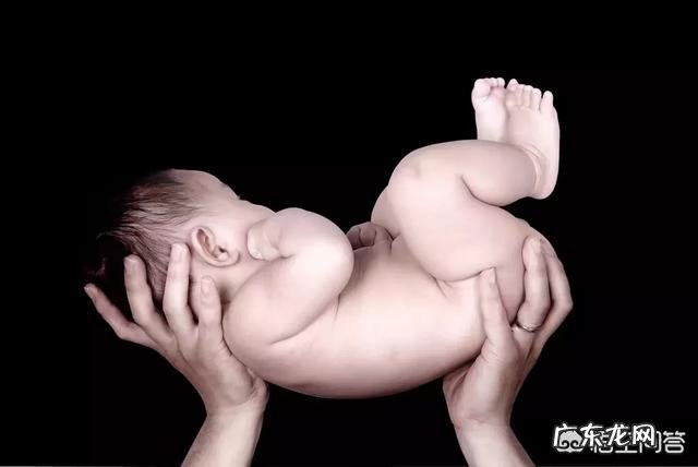 新生儿宝宝的脐部如何进行护理?