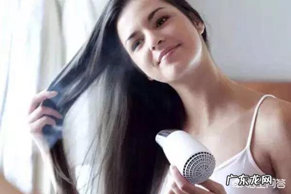 月子里,产妇不可以洗头发吗?