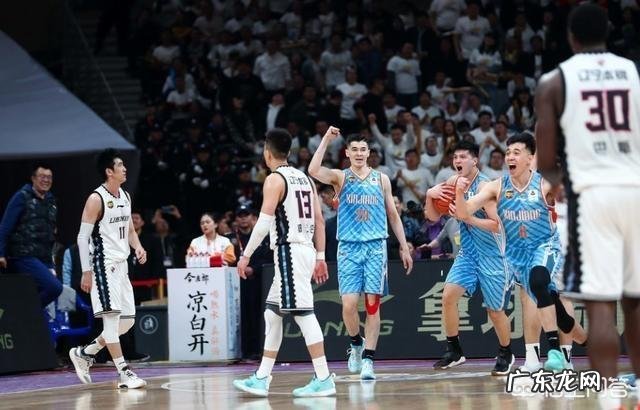 CBA半决赛。预计辽疆会打几场比赛。谁最终会脱颖而出?