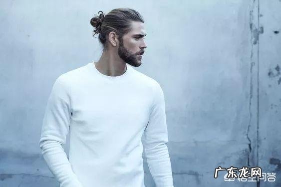 头发发质比较硬,有什么推荐的发型呢?