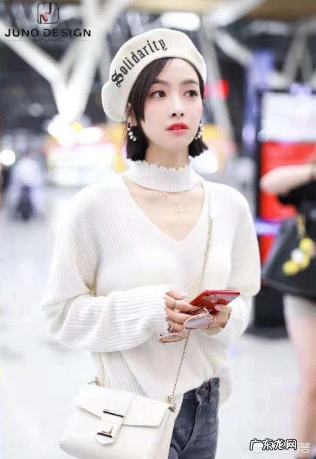 穿什么衣服可以显得皮肤白一些?