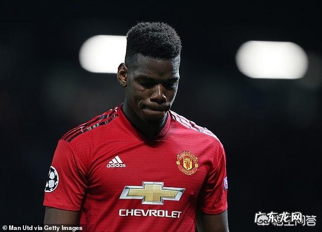 曼联不敌巴黎,赛后博格巴在更衣室怒捶衣柜,就红牌一事向队友致歉,对此你怎么看?