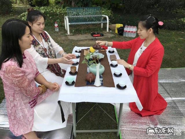 你知道哪些沏茶礼仪?