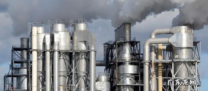 “烟囱煞”对身体、财运大不利,巧请“黄道婆”来化解 房子对着烟囱风水问题