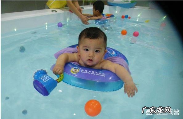 如何教宝宝学习游泳?