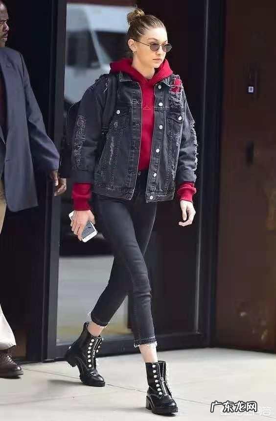 秋冬卫衣该怎么搭配才好看再穿上外套会不会显得臃肿?