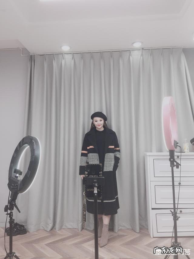 胖女孩在冬天该如何搭配衣服？